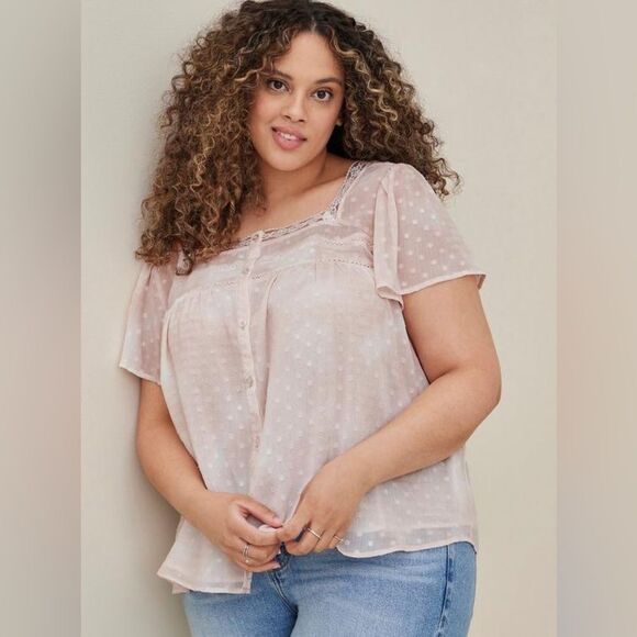 TORRID Top Womens 3XL Pale Pink Chiffon Polka Dot Button Front Blouse Crochet - Picture 1 of 14
